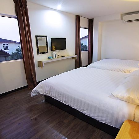 Thanks Hotel 파리트 분타르 외부 사진