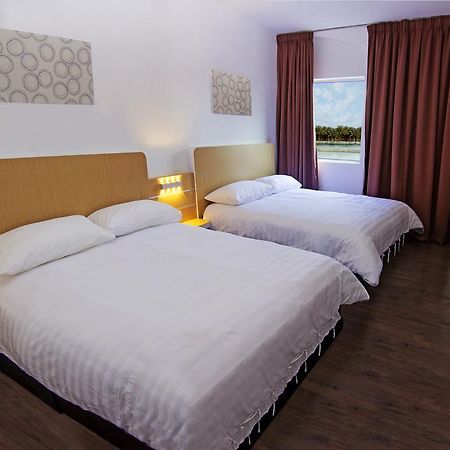 Thanks Hotel 파리트 분타르 외부 사진